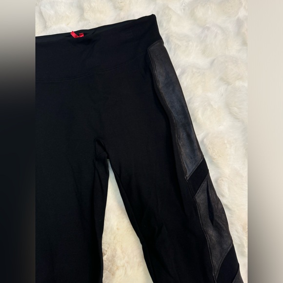 Spanx Moto Ponte Legging - Picture 3 of 5